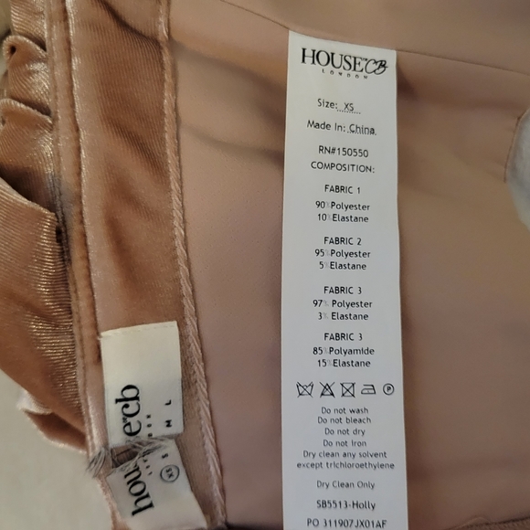 House of CB Holly Blush Velvet Long Sleeved Corset - Picture 15 of 16